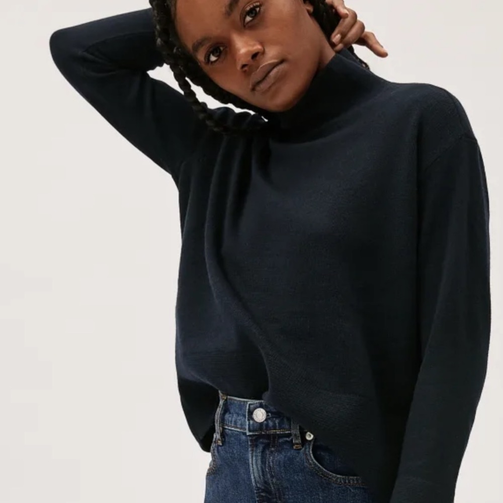 Everlane cashmere sweater oversized cropped navy 100% cashmere small